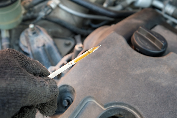 How to Check Your Engine Oil in 8 Simple Steps - Kwik Kar Auto Repair
